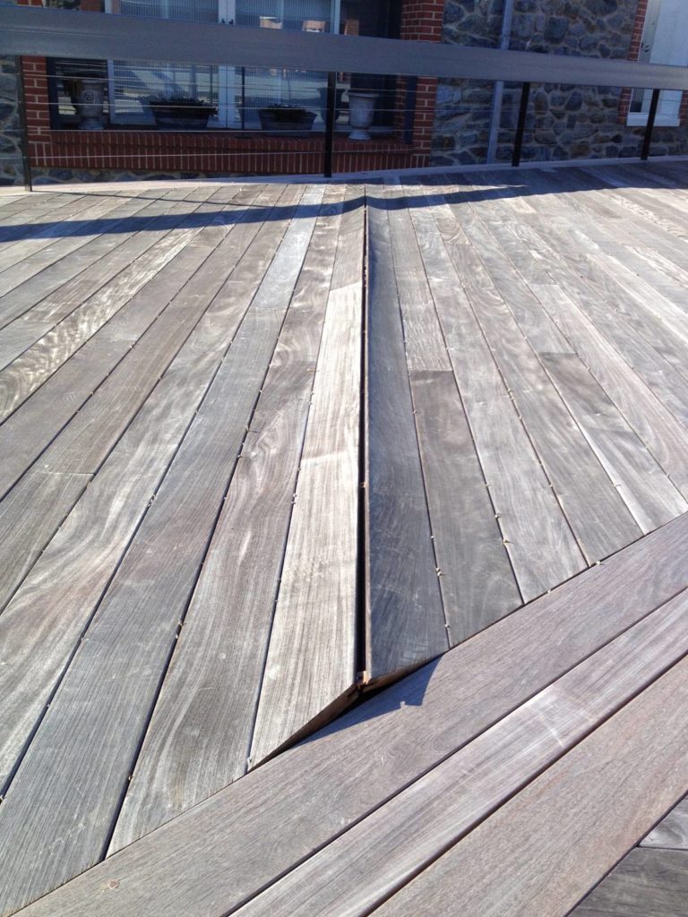 The Decking Gap you choose depends on the season you install the deck