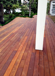 deck board spacing