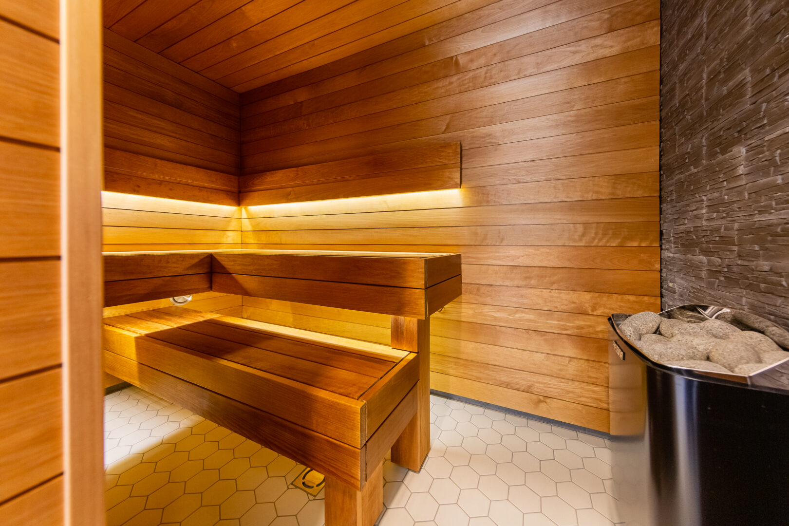 Thermo Aspen Sauna wall paneling, Bench boards