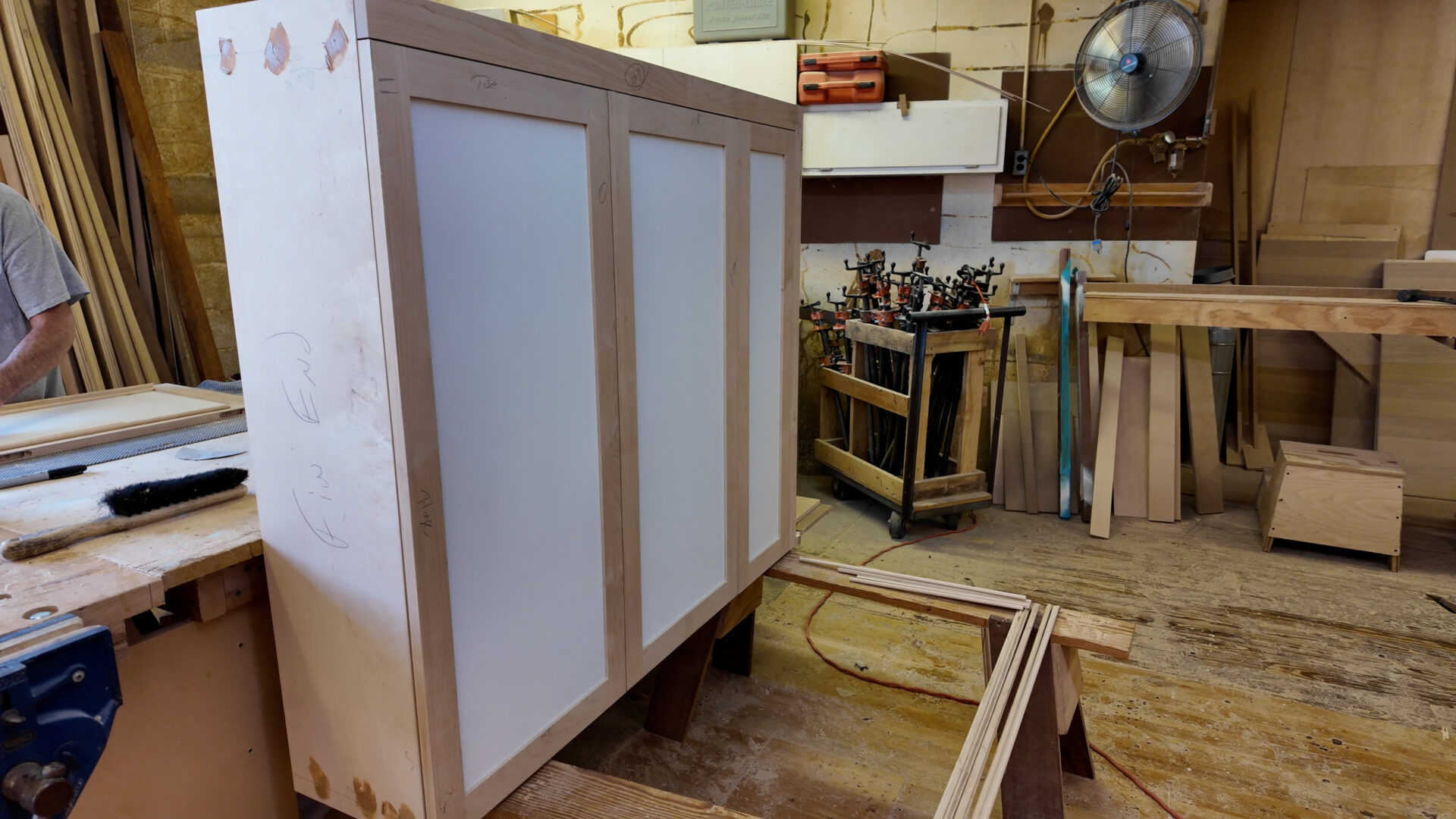 cabinet doors with euro hinges